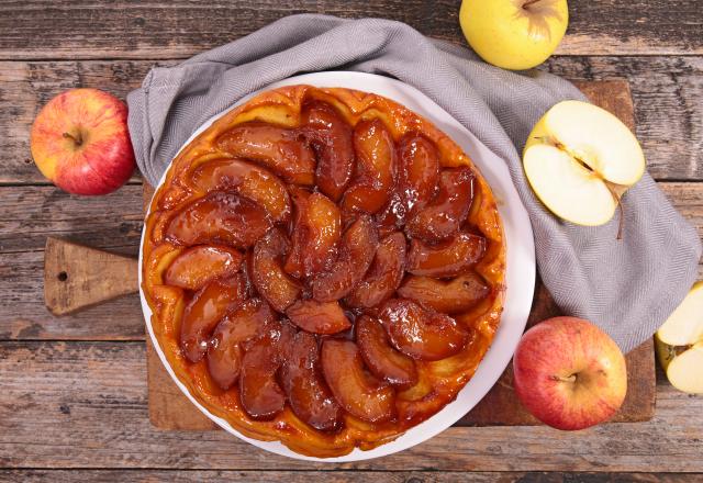 "Voici la tarte Tatin des 15 ans de Petits Plats en équilibre !" Laurent Mariotte marque le coup avec une recette qu’on adore tous !