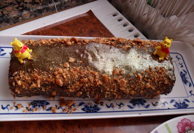 Bûche façonnée en gâteau roulé