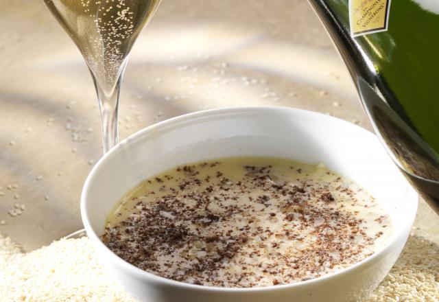 Soupe de lait aux vermicelles et à la truffe avec un champagne de vigneron millésimé