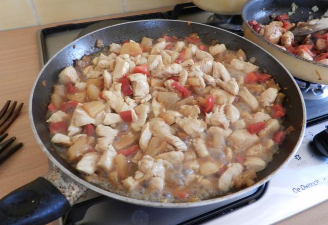 Poulet à l'ananas et aux poivrons