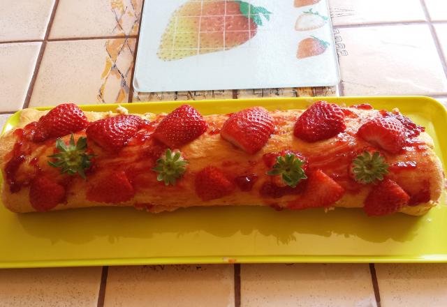 Gâteau roulé aux fraises et au mascarpone