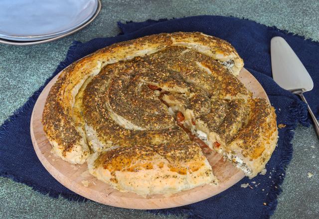 Tarte feuilletée escargot aux épinards, féta, tomates séchées et mozzarella