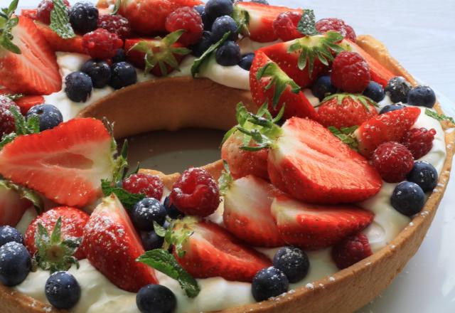 Tarte à trou aux fruits rouges