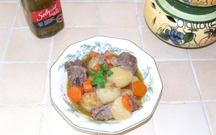 Cocotte de joues de porc en curry aux petits légumes