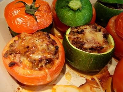 Tomates et courgettes au four