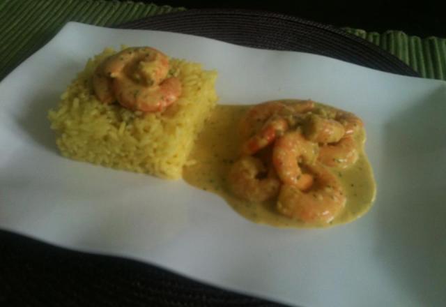 Crevettes ail et curry et son riz gourmand