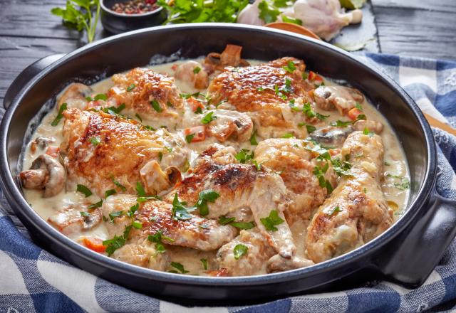 “Un régal” : notre recette de poulet mijoté au parmesan va vous accompagner tout l’hiver !