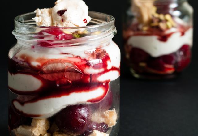 Verrine meringue et cerise