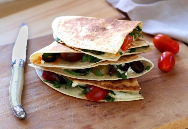 Quesadillas pousses d'épinard & tomates