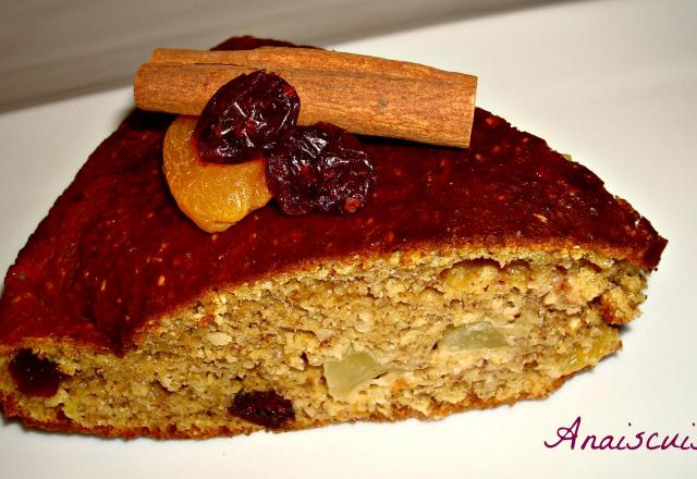 Gâteau moelleux aux cranberries, poires, son d'avoine, sans beurre