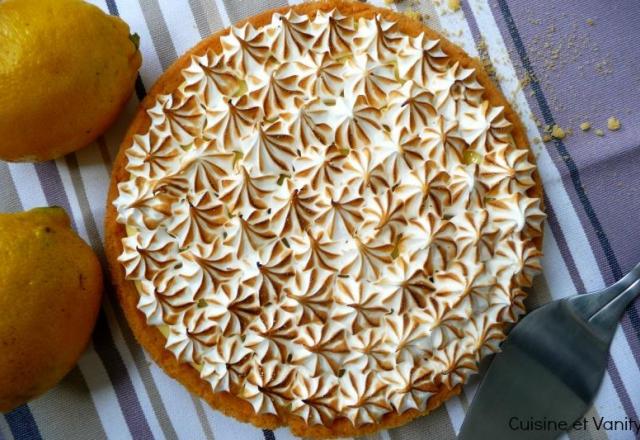 Tarte au citron meringuée sur sablé breton