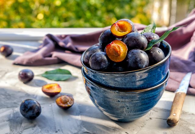 Comment bien congeler les prunes pour profiter de leur saveur estivale tout au long de l'année ?