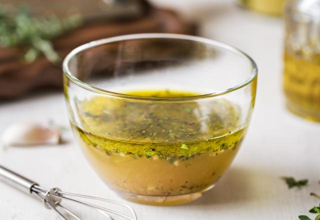 Pourquoi acheter de la vinaigrette toute prête n’est pas une bonne idée ?