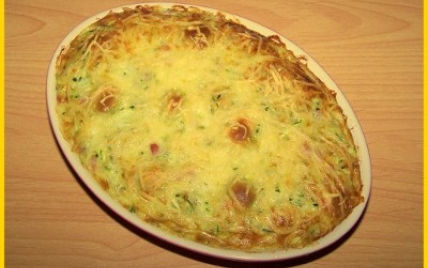 Gratin de ravioles aux lardons et courgette