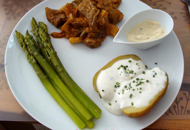 Mijoté de bœuf aux poireaux et pommes au four