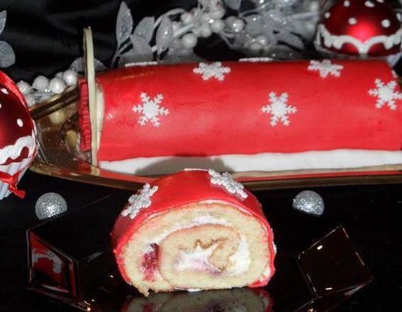 Bûche de Noël chocolat blanc framboise