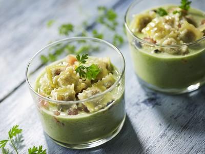 Gaspacho concombre et ravioles à poêler basilic