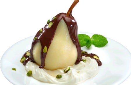 Poire cuite au Philadelphia, chocolat et pistaches