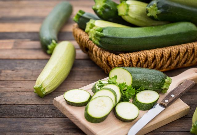 Faut-il laisser la peau des courgettes quand on les cuisine ? Voici la réponse !