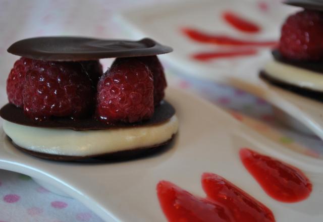 Mille-feuilles duo chocolat à la framboise