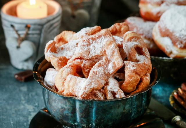 “Je vais vous donner la recette que ma mère faisait” : Cyril Lignac partage sa préparation de bugnes pour Mardi Gras !