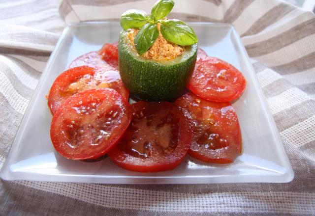 Courgettes farcies brousse et pesto rosso