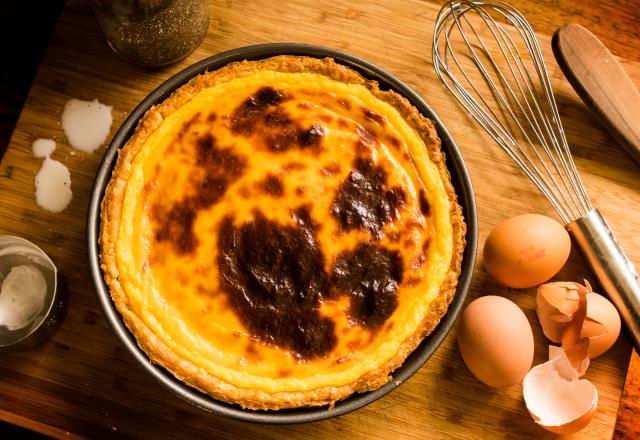 “J’aime bien le manger tiède” : Philippe Etchebest dévoile sa recette et ses astuces pour un flan pâtissier parfait !