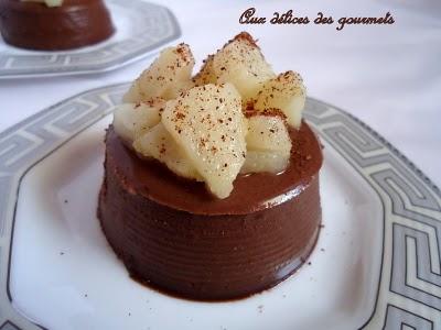 Panna cotta italienne au chocolat et aux poires