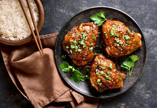 Cuisses de poulet au miel et sésame