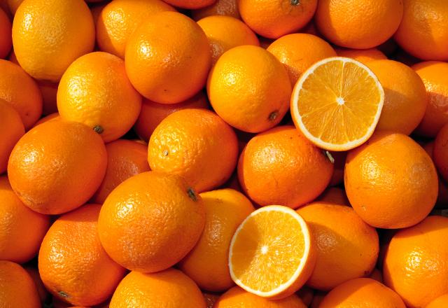 Est-ce que manger une orange le soir peut vraiment empêcher de dormir ?