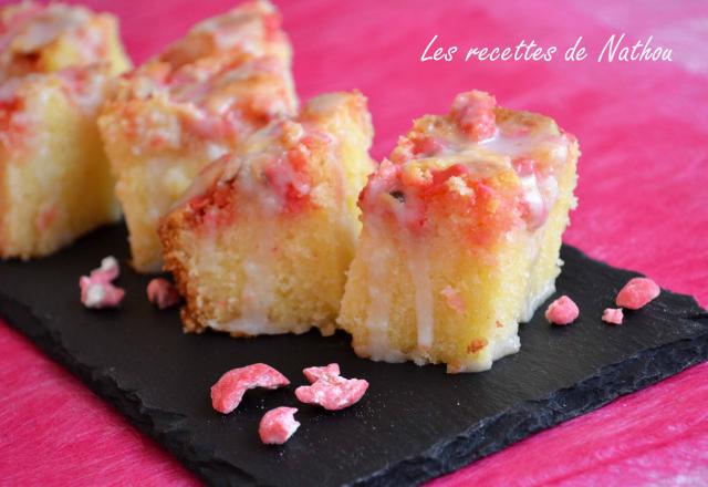 Brownies au chocolat blanc et pralines roses