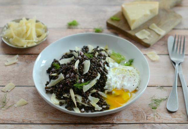 Salade de lentilles à l'œuf poché