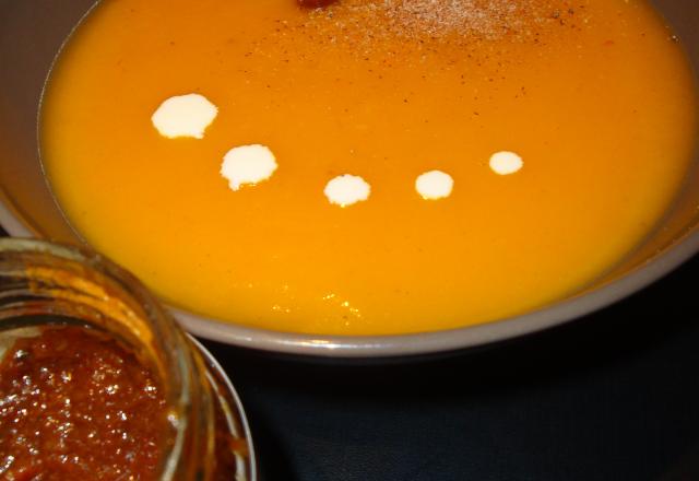 Soupe courge butternut - pate de curry rouge