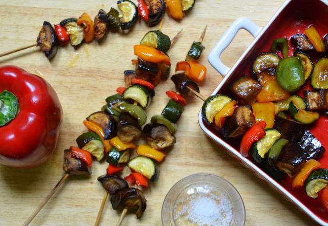 Brochettes de légumes marinées au ketchup