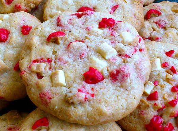 Cookies pépites de chocolat blanc et pralines roses