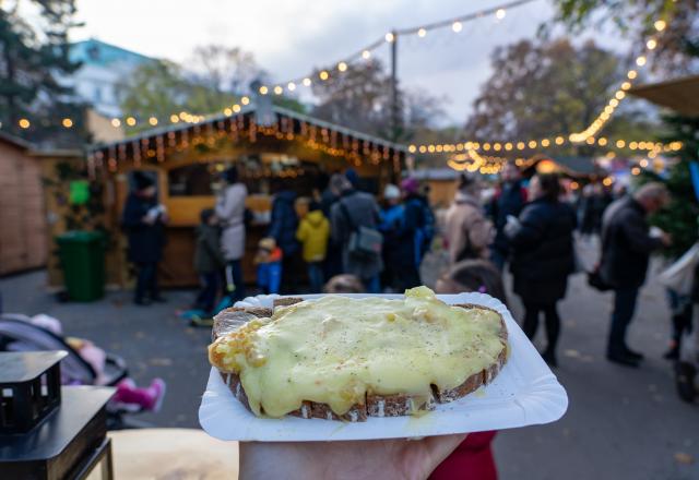 Une montagne de fromage fondu vous attend dans ce food market, et c'est gratuit !