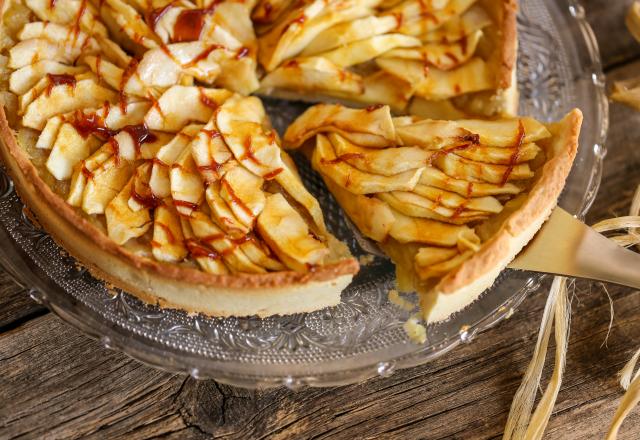 Comment réaliser une tarte aux pommes sans beurre et sans gluten ? Une diététicienne livre sa recette