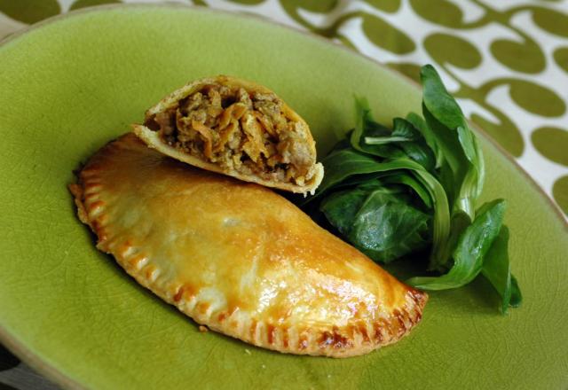 Chaussons à l'agneau, aux épices et à la carotte