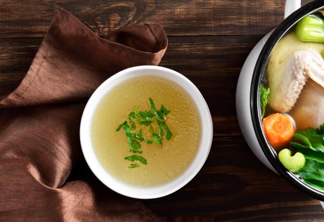 Rhume : le bouillon de poule est-il vraiment un remède efficace ?