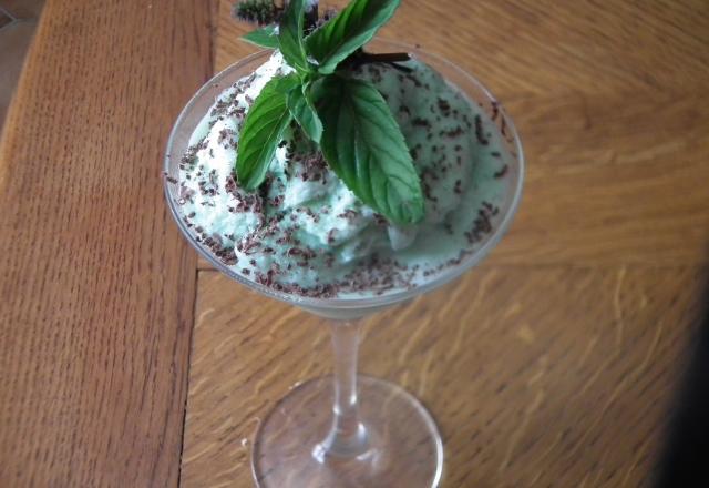 Glace à la menthe