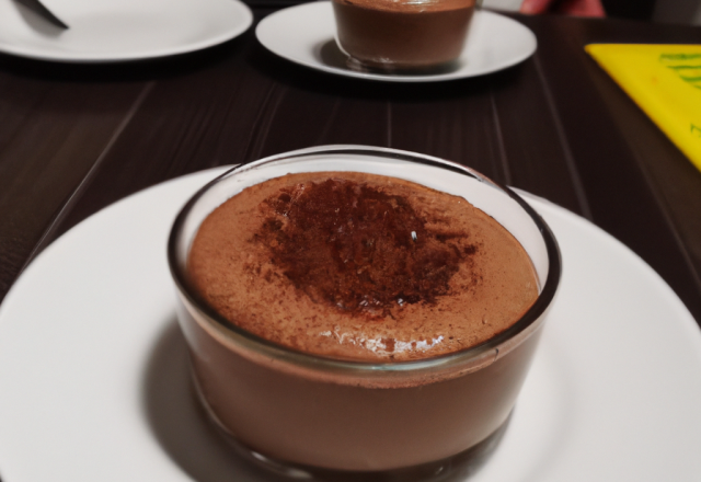 Mousse au chocolat savoureux