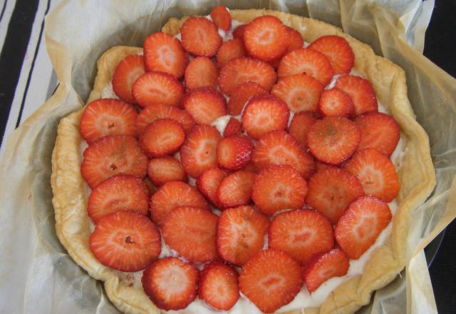 Tarte aux fraises, yaourt au citron et cannelle