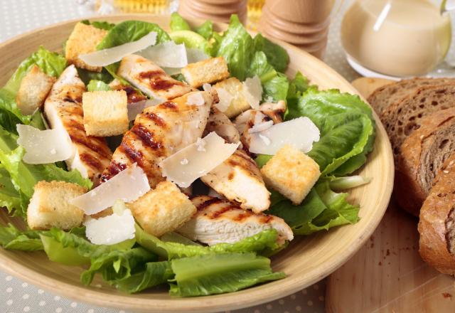 Salade Caesar au poulet grillé