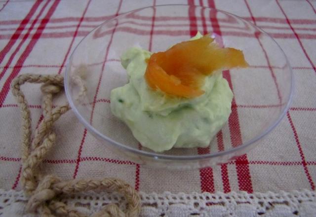 Verrine de crème d'avocat