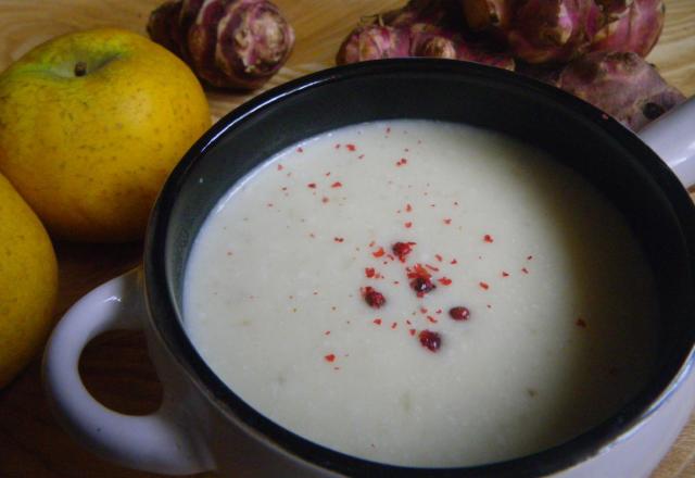 Velouté de topinambours aux pommes