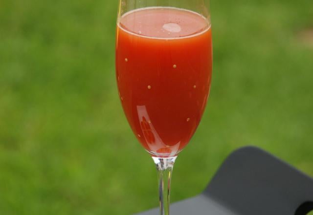 Smoothie tomates citrons et céleri