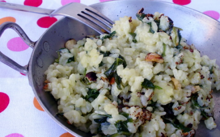 Risotto aux fanes de radis et aux noisettes