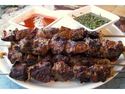 Brochettes de marinade d'agneau à l'orientale