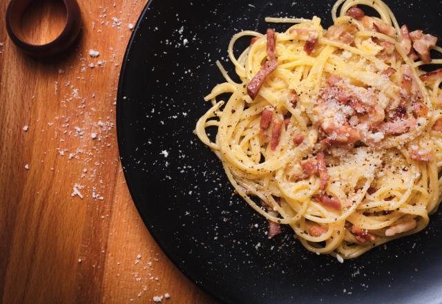 Quelle est la vraie recette de carbonara ? Julie Andrieu vous dévoile ses subtilités en répondant aux questions que beaucoup se posent