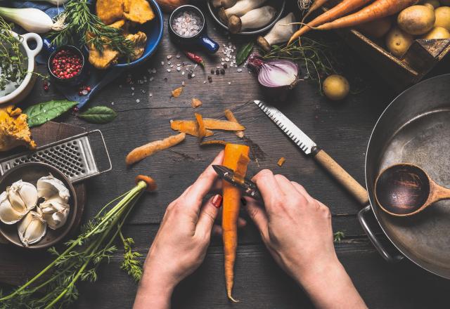 Ne jetez plus vos épluchures de légumes racines !